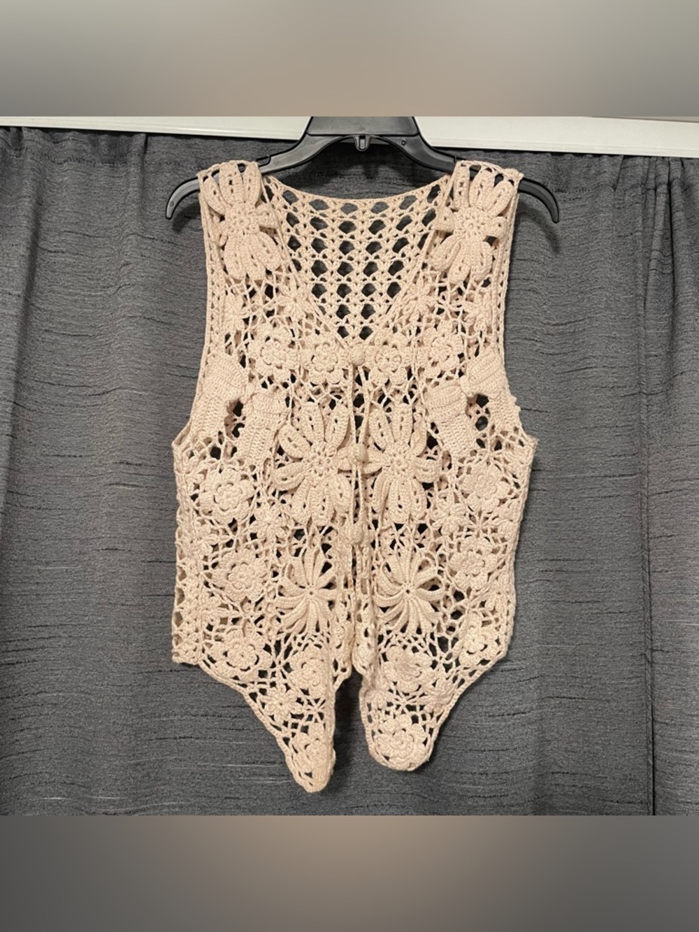 Vintage Beige Cardigan Sweater Crochet Hand Knit Size Small Cottage Core 80s Bow